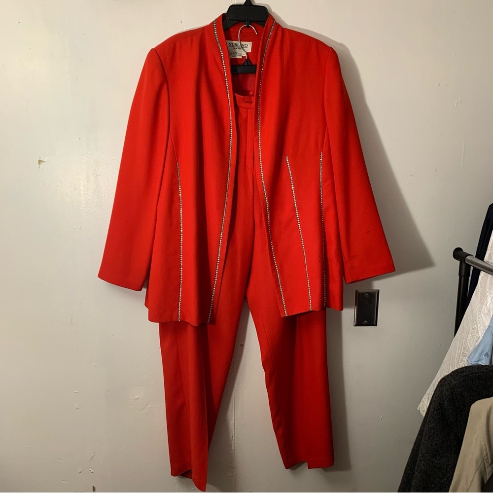 Nubiano Pants suit